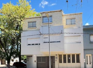 PH · 180m² · 5 Ambientes · 1 Cochera · PH a Refaccionar de 180 m² Cubiertos, Posible División en Dos Deptos, en Venta en La Plata