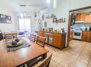 Casa · 51m² · 4 Ambientes · 1 Cochera · Venta - Casa en Condominio de 2 Dorm. con Cochera, Zona Sur Rosario