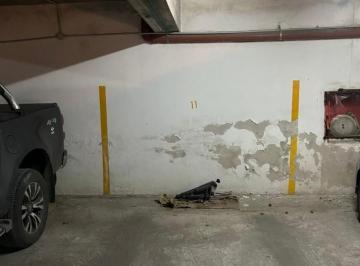 Garage · 12m² · 1 Ambiente · 1 Cochera · 43 E/ 15 y 16 - Venta Cochera