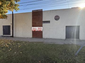 Bodega-Galpón · 456m² · Venta/alquiler - Local/galpón 455 m² Imperdible Ubicación - Roldan