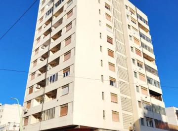 Departamento de 3 ambientes, Bahía Blanca · Departamento con 77 m² 2 Dorm. en Venta en Centro Norte