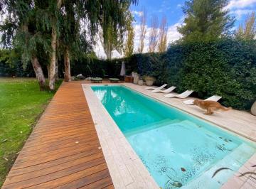 Casa de 7 ambientes, Chacras de Coria · Casa en Venta 5 Habitaciones, Chacras de Coria, Mendoza.