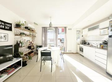 Departamento · 35m² · 2 Ambientes · Departamento en Venta - Zona Río - Rosario - 1 Dormitorio C/balcón por Escalera