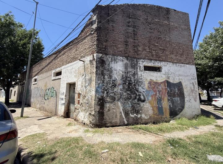 Bodega-Galpón · 219m²