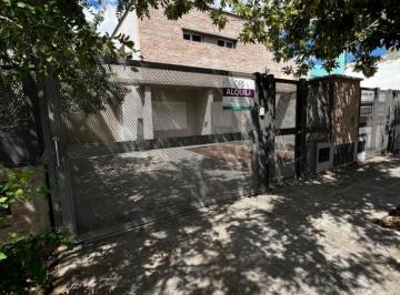 Departamento · 140m² · 3 Dormitorios · 2 Cocheras · Duplex en Alquiler