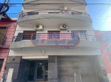 MLM-MLM-2100_2 · Local. | Lisandro de La Torre Al 100