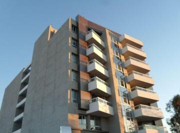 Departamento de 5 ambientes, San Juan · De Categoría – 2 Dorm. 2 Baños y Cochera