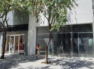 Local comercial · 301m² · Local en Calle Cordoba Al 800