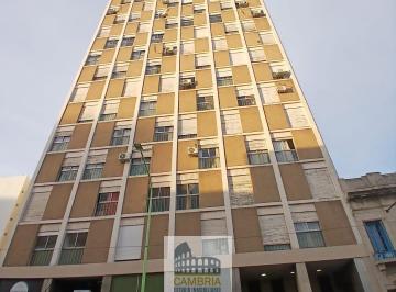Departamento · 70m² · 2 Dormitorios · Vendemos Amplio Departamento Centrico