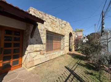 Casa · 260m² · 3 Dormitorios · 2 Cocheras · Venta - Casa 3dormitorio 2 Baños - Maipu