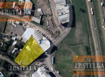 Terreno · 3340m² · Fracción Comercial 3340 m² - Ideal Locales Comerciales - Acceso Oeste - Moreno