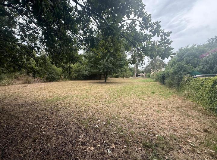 Terreno · 2170m²