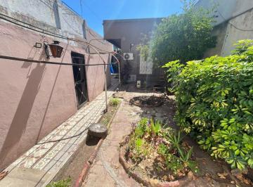 Casa de 5 ambientes, Mataderos · Excelente Casa 5 Ambs C/jardín en Lote Propio!