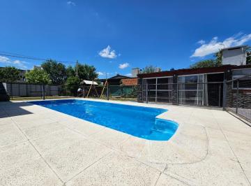 Casa · 130m² · 6 Ambientes · 2 Cocheras · Casa en Tierra de Sueños 3