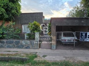 Casa · 231m² · 5 Ambientes · Casa con Departamento