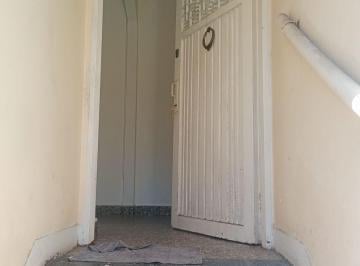 PH de 2 ambientes, Morón · Alquiler PH de 2 Ambientes en El Palomar!