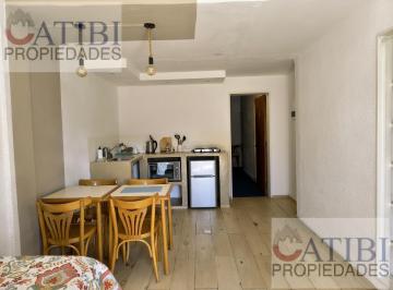 Oficina comercial · 33m² · 2 Ambientes · 1 Cochera · Oficina con 1 Consultorio/privado y Sala de Espera.