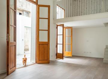 PH · 117m² · 6 Ambientes · Casa de Pasillo Reciclada de 3 Dorm. en Barrio Lourdes