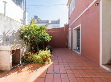 PH · 135m² · 4 Ambientes · PH en Florida Venta 4 Ambientes con Patio