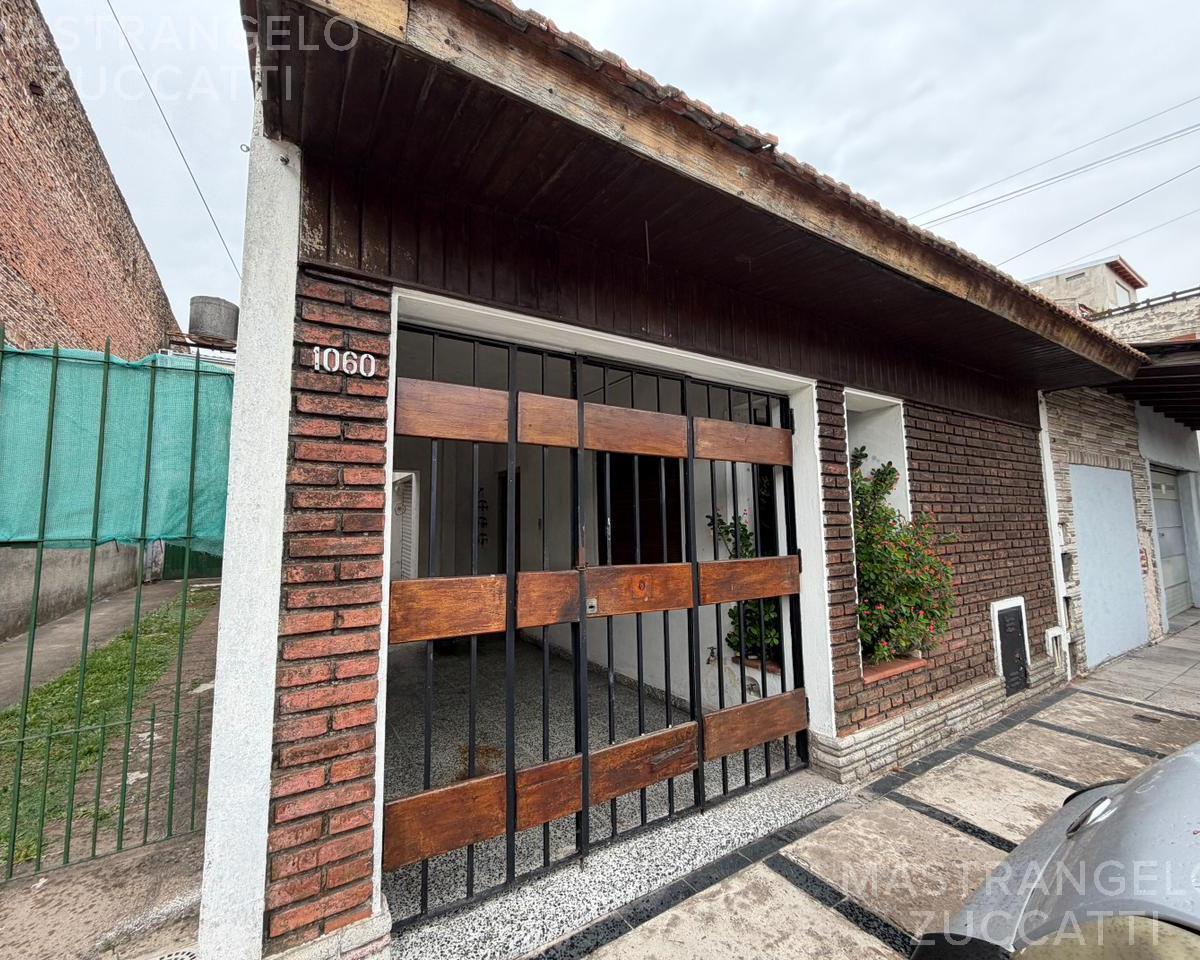 Rincon al 1000, Banfield, Lomas de Zamora