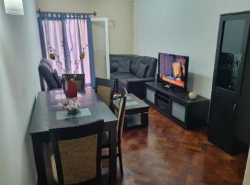 Departamento de 3 ambientes, Ciudad de Mendoza · Departamento con Cochera Amoblado o Sin Amoblar Centrico