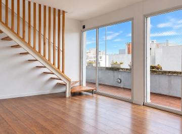 Departamento · 62m² · 3 Ambientes · Padilla 1028 Duplex en Piso Alto. Muy Luminoso. con Renta
