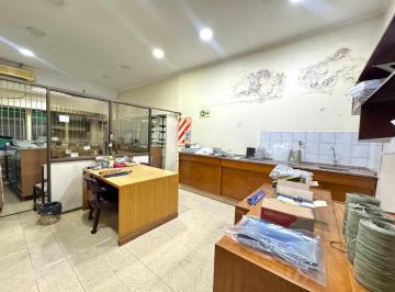 Local comercial · 139m² · 6 Ambientes · Alquiler Local con Vivienda Sin Expensas Colegiales