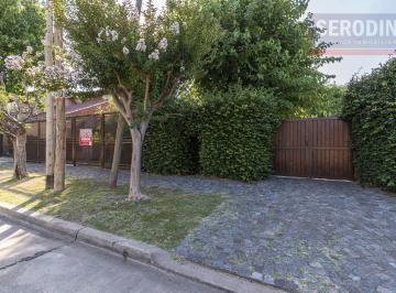 Frente · Casa en Don Bosco