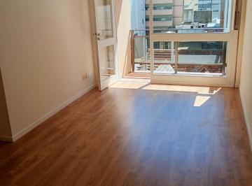 Departamento · 60m² · 3 Ambientes · 2 Amb Externo con Dependencia - Centro