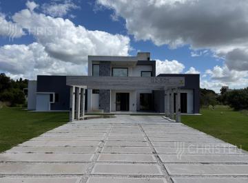 Casa 501 - Golf II · Casa en Venta en Costa Esmeralda. Partido de La Costa. Buenos Aires