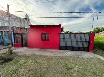 Casa · 250m² · 4 Ambientes · Casa - Resistencia