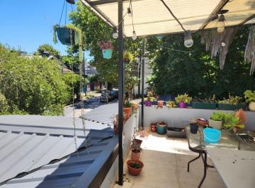 Casa · 103m² · 4 Ambientes · Casa en Florida a Dos Cuadras de Av Maipu - Apta Credito