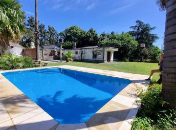 Quinta vacacional · 60m² · 5 Ambientes · 3 Cocheras · Quinta en Venta con Piscina Parque - Moreno