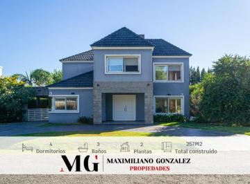 Casa · 840m² · 5 Ambientes · 2 Cocheras · Casa Venta - Barrio Malibu, San Vicente
