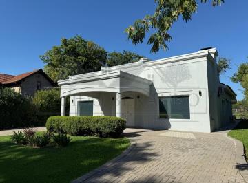 Casa · 168m² · 4 Ambientes · 1 Cochera · Casa en Las Praderas de Lujan