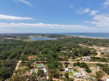 Terreno · 2743m² · Terreno en Venta Barra Verde 2.743 m² Gran Oportunidad Zona en Crecimiento