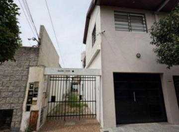 PH de 3 ambientes, Quilmes · Casa PH Interno de 3 Ambientes