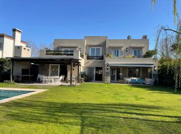 Casa · 251m² · 6 Ambientes · Conquipropiedades - Casa en Venta - Laguna del Sol