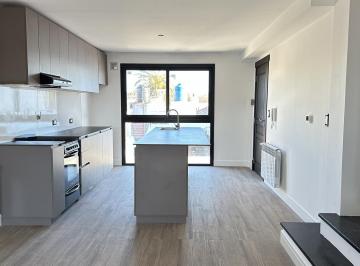 PH · 80m² · 3 Ambientes · Ph - 3 Ambientes - Balcón - Parque Luro