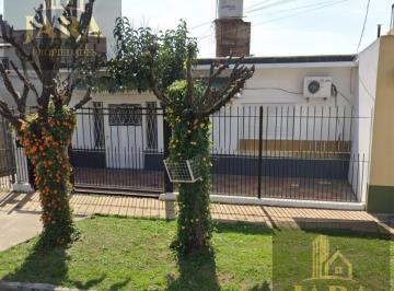 PH · 105m² · 3 Ambientes · 1 Cochera · Venta Casa PH Quilmes con Cochera Apto Crédito