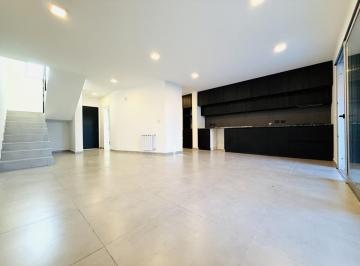 Casa · 180m² · 7 Ambientes · 2 Cocheras · Costas de Manantiales 1 - 4dorm Posesión Inmediata Equipado