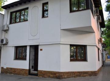 Casa de 6 ambientes, Ciudad de Mendoza · Casa Amoblada con 6 Habitaciones en Alquiler en Quinta Sección