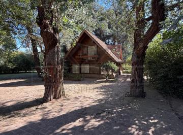 Casa · 1200m² · 4 Ambientes · Casa en Las Praderas de Lujan