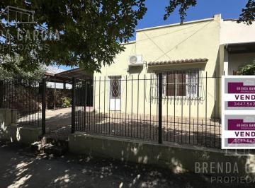 Casa · 60m² · 2 Dormitorios · Casa en Planta Baja en Venta en Colon Entre Ríos.
