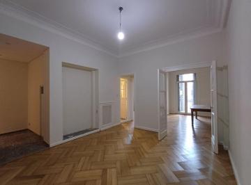 Departamento de 3 ambientes, Retiro · 3 Amb C/ Balcon Al Fte, Recien Renovado, en Excelente Ubicacion Sobre Av Cordoba