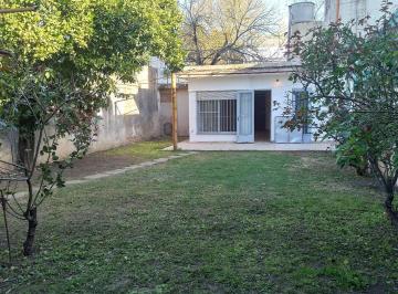 Terreno · 70m² · 6 Ambientes · 1 Cochera · Terreno en Refinerías 244 m² Pb 6