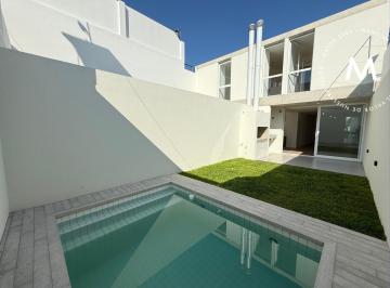 Casa · 110m² · 4 Ambientes · 1 Cochera · Duplex en Venta de 4 Ambientes con Cochera, Piscina y Parrilla - Villa Ballester