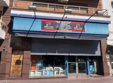 Local comercial , Mataderos · Importante Local Comercial - 600 m² Sobre Av J. B. Alberdi - Mataderos
