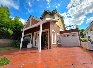 Casa · 235m² · 4 Ambientes · 4 Cocheras · Venta Casa Parque y Piscina Barrio La Florida