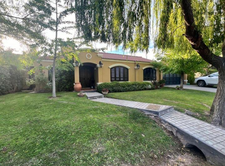Casa en Luján de Cuyo